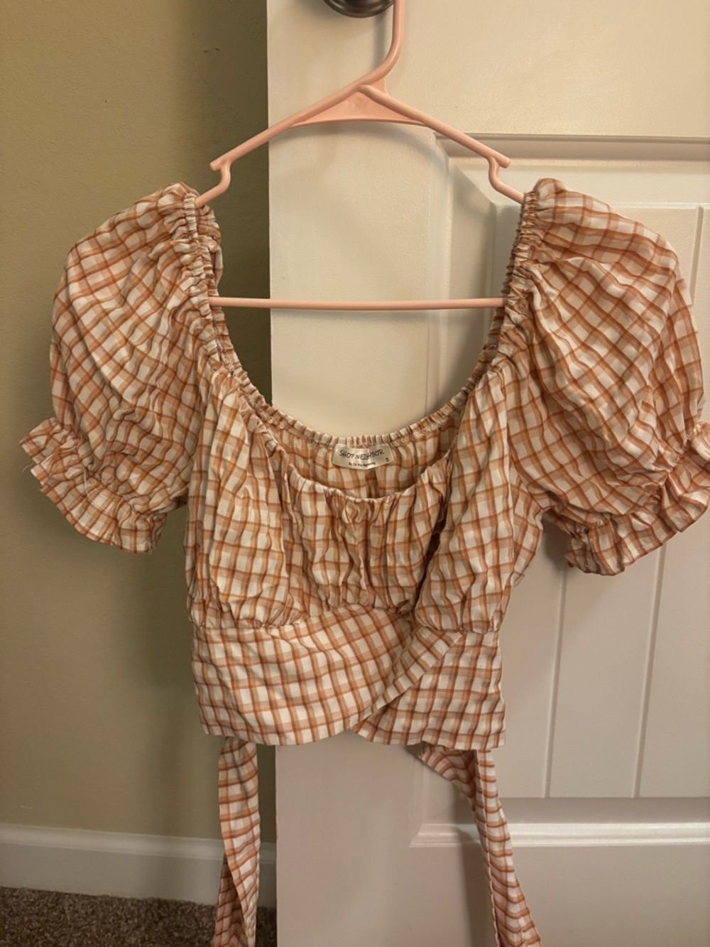 Peach Plaid Puff-Sleeve Crop Blouse